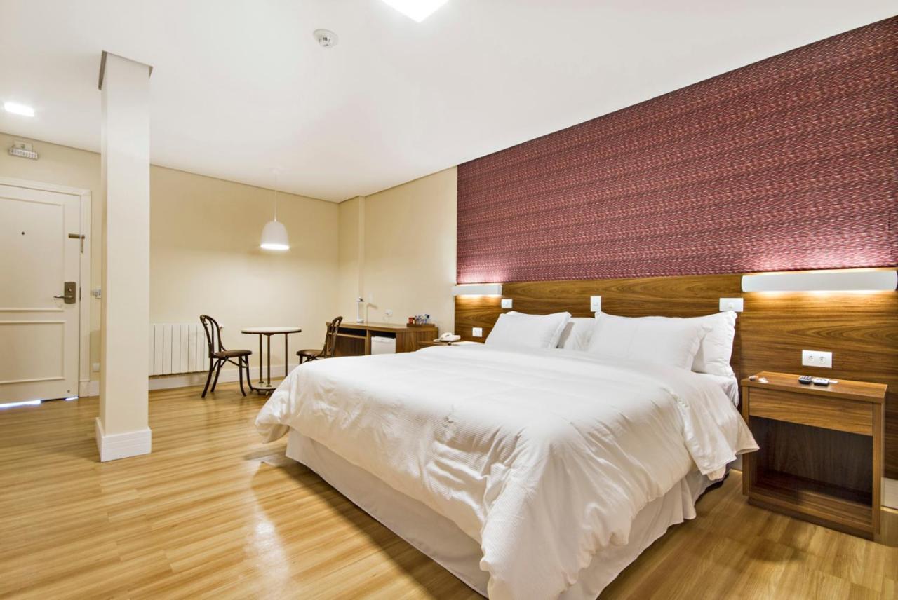 Hotel Chateau Campos do Jordao Bagian luar foto