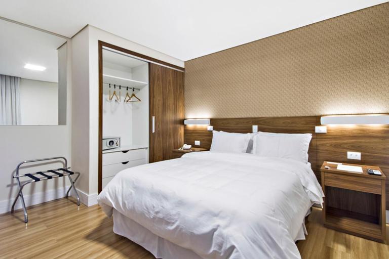 Hotel Chateau Campos do Jordao Bagian luar foto