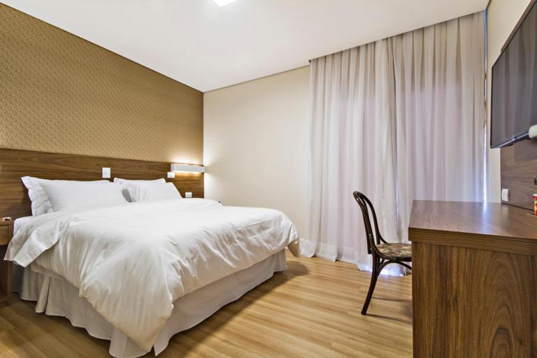 Hotel Chateau Campos do Jordao Bagian luar foto