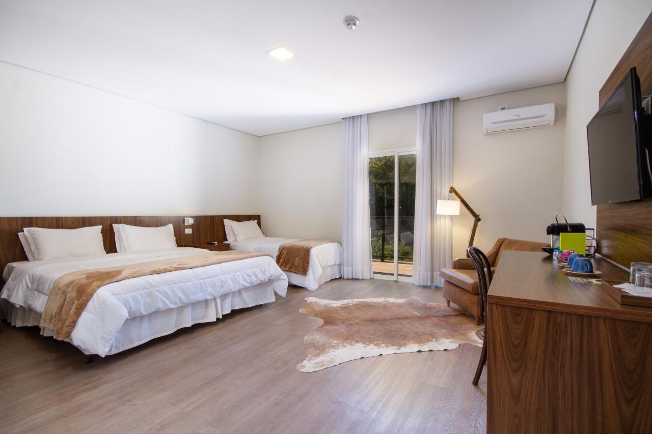 Hotel Chateau Campos do Jordao Bagian luar foto