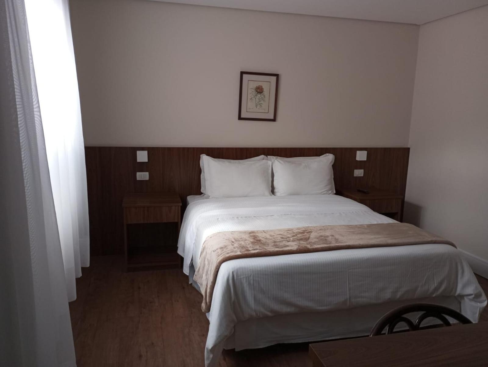 Hotel Chateau Campos do Jordao Bagian luar foto